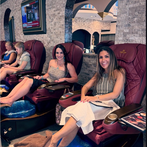 Meet your Posher, Jennifer - Picture 6 of 16